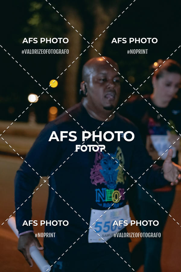 Buy your photos of the eventNeon Night Run 2019 - Belo Horizonte on Fotop