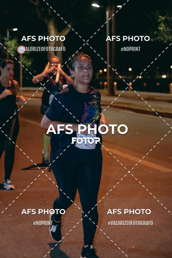 Buy your photos of the eventNeon Night Run 2019 - Belo Horizonte on Fotop