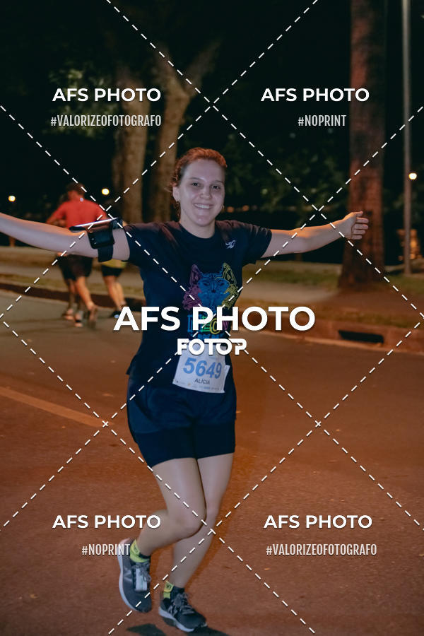 Compra tus fotos del eventoNeon Night Run 2019 - Belo Horizonte En Fotop