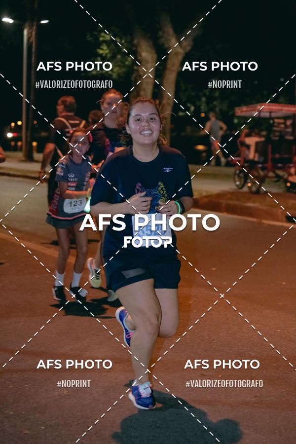 Compra tus fotos del eventoNeon Night Run 2019 - Belo Horizonte En Fotop