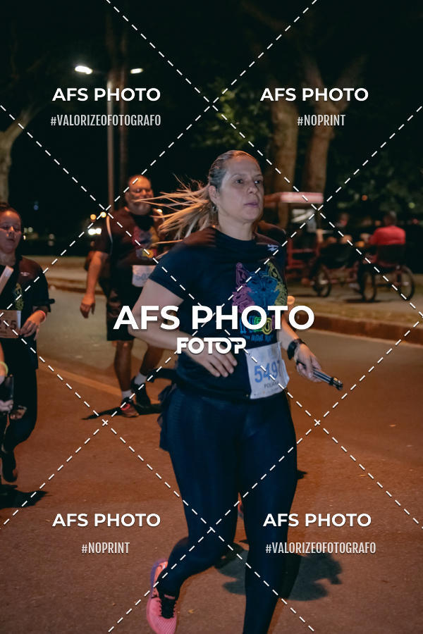 Compra tus fotos del eventoNeon Night Run 2019 - Belo Horizonte En Fotop