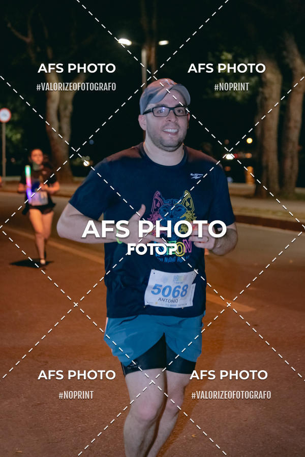 Compra tus fotos del eventoNeon Night Run 2019 - Belo Horizonte En Fotop