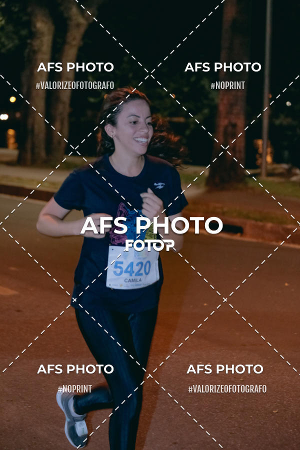 Buy your photos of the eventNeon Night Run 2019 - Belo Horizonte on Fotop