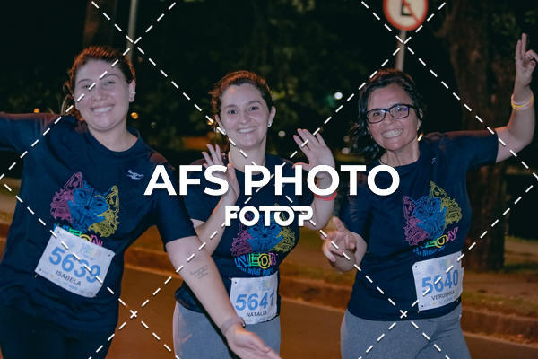 Compra tus fotos del eventoNeon Night Run 2019 - Belo Horizonte En Fotop
