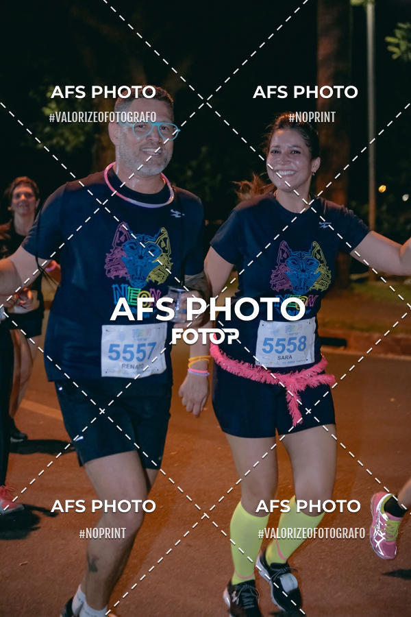 Compra tus fotos del eventoNeon Night Run 2019 - Belo Horizonte En Fotop