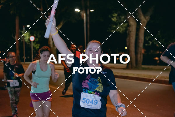 Compra tus fotos del eventoNeon Night Run 2019 - Belo Horizonte En Fotop