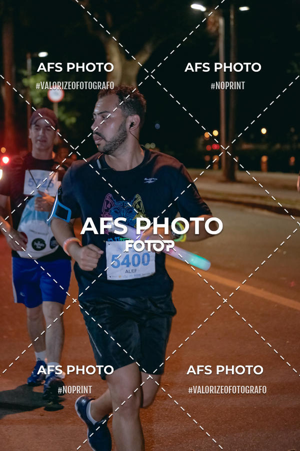 Compra tus fotos del eventoNeon Night Run 2019 - Belo Horizonte En Fotop