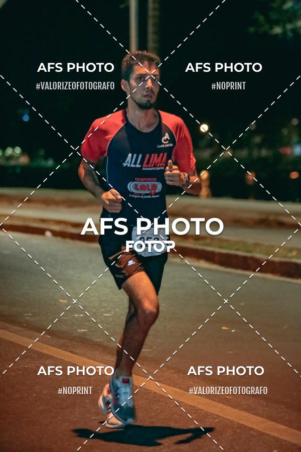 Compra tus fotos del eventoNeon Night Run 2019 - Belo Horizonte En Fotop