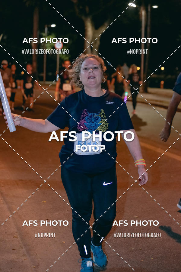Compre as suas fotos do eventoNeon Night Run 2019 - Belo Horizonte no Fotop