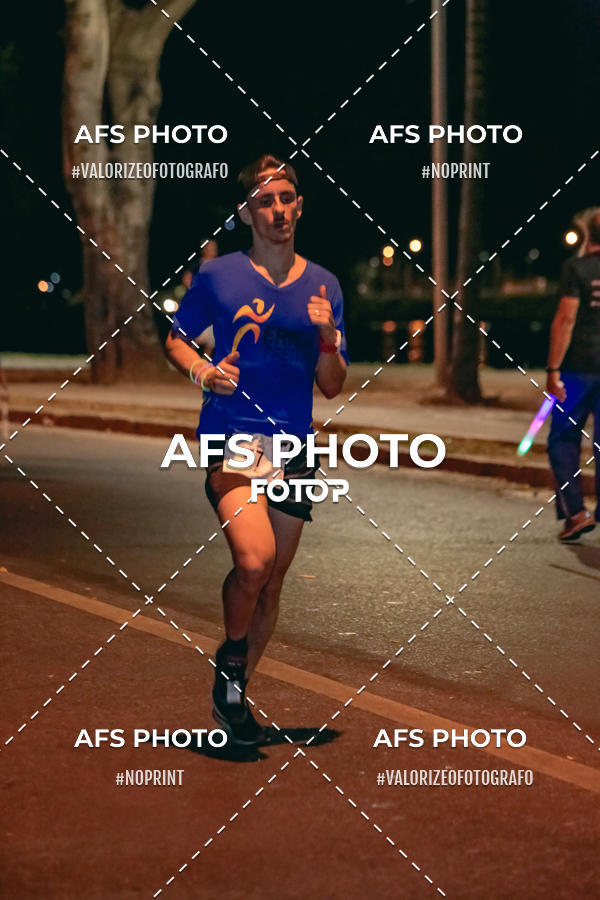 Compre as suas fotos do eventoNeon Night Run 2019 - Belo Horizonte no Fotop