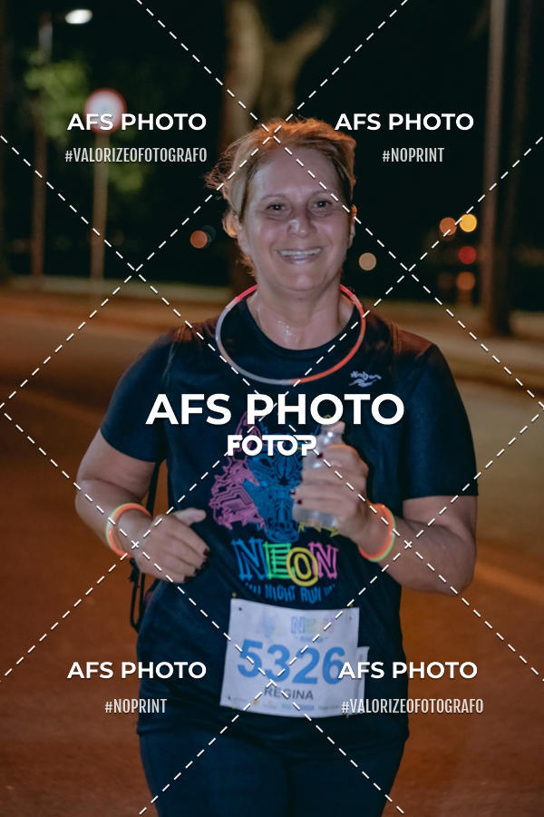 Compre as suas fotos do eventoNeon Night Run 2019 - Belo Horizonte no Fotop