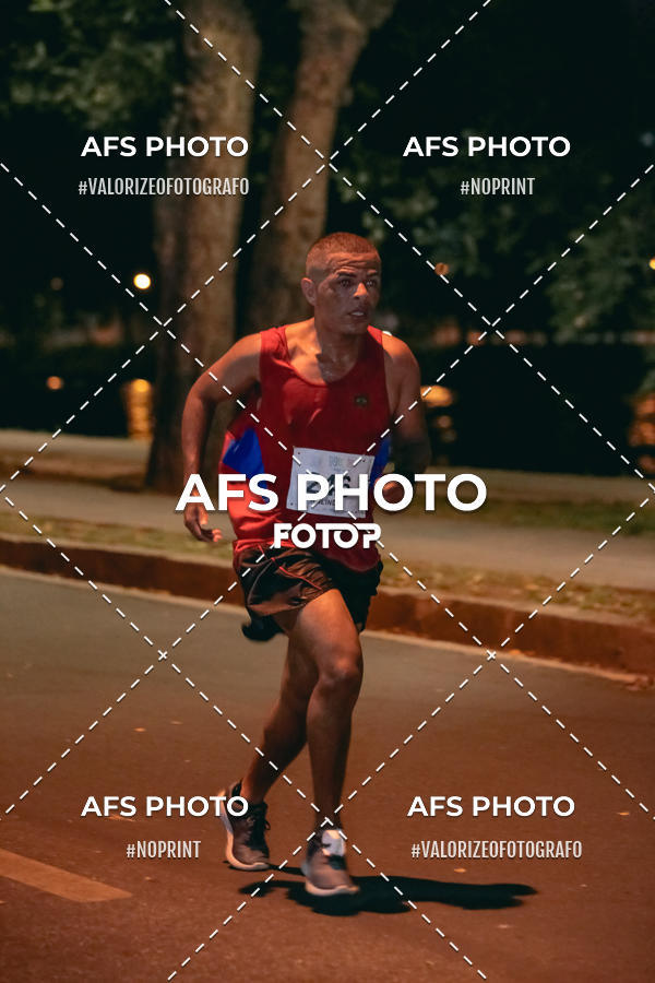 Compre as suas fotos do eventoNeon Night Run 2019 - Belo Horizonte no Fotop
