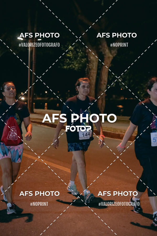 Compra tus fotos del eventoNeon Night Run 2019 - Belo Horizonte En Fotop