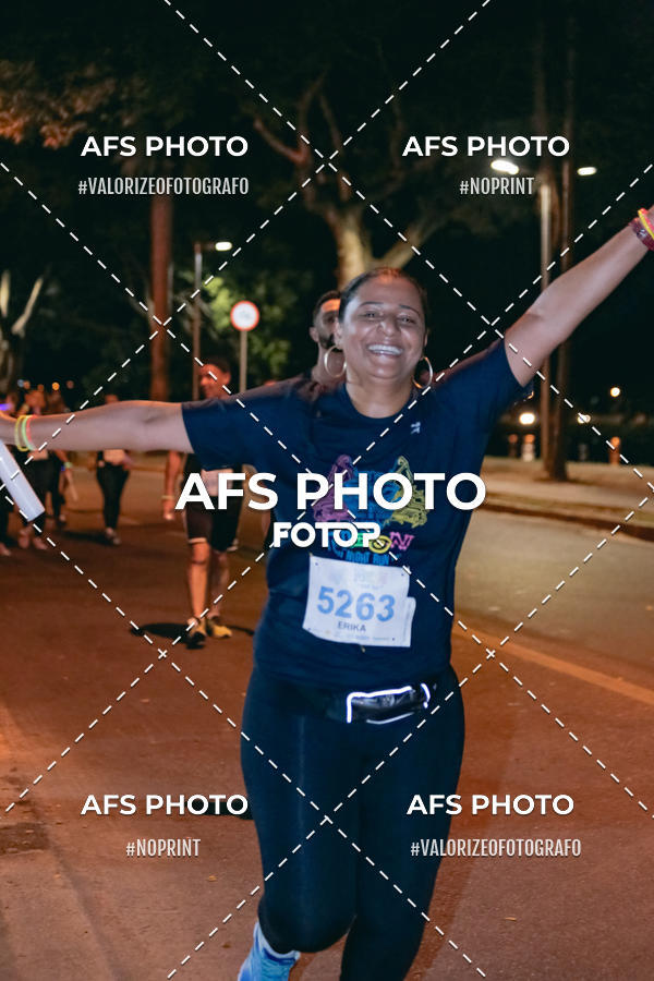 Compra tus fotos del eventoNeon Night Run 2019 - Belo Horizonte En Fotop