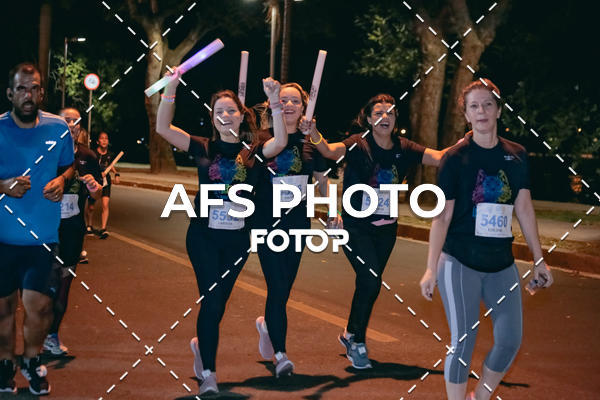 Compra tus fotos del eventoNeon Night Run 2019 - Belo Horizonte En Fotop