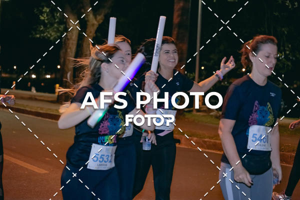 Compra tus fotos del eventoNeon Night Run 2019 - Belo Horizonte En Fotop