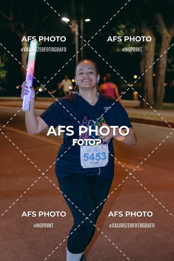 Compra tus fotos del eventoNeon Night Run 2019 - Belo Horizonte En Fotop