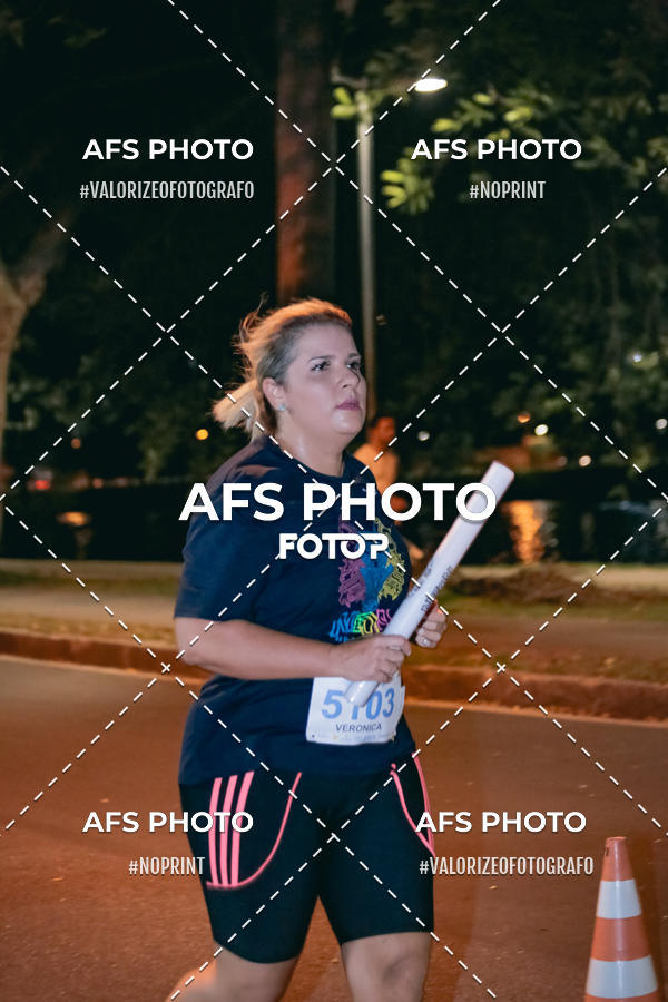 Compra tus fotos del eventoNeon Night Run 2019 - Belo Horizonte En Fotop
