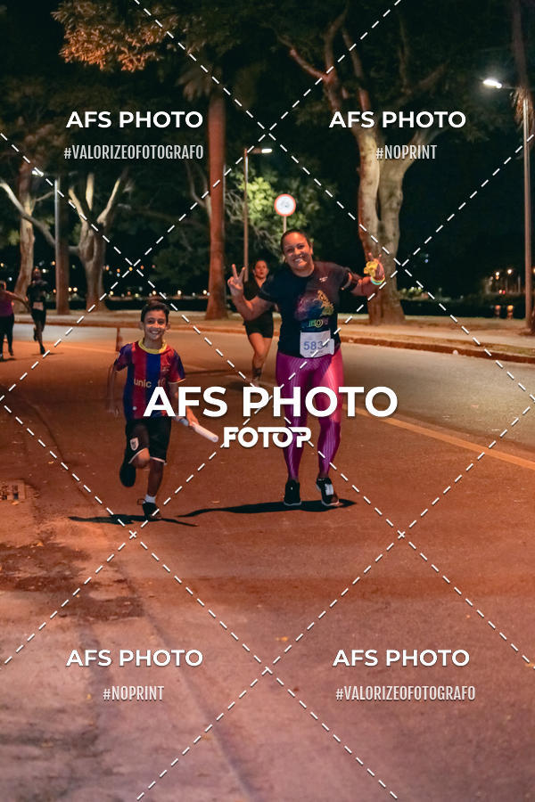 Compra tus fotos del eventoNeon Night Run 2019 - Belo Horizonte En Fotop