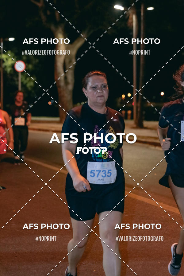 Buy your photos of the eventNeon Night Run 2019 - Belo Horizonte on Fotop