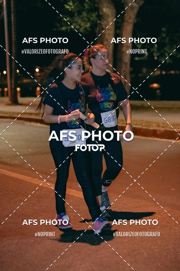 Acquista le foto dell'eventoNeon Night Run 2019 - Belo Horizonte in Fotop