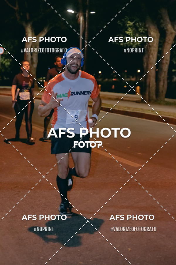 Acquista le foto dell'eventoNeon Night Run 2019 - Belo Horizonte in Fotop