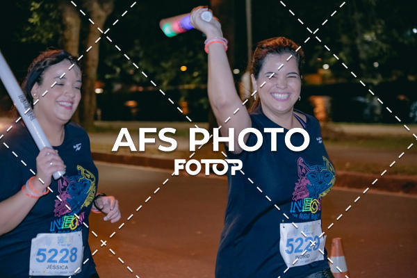 Acquista le foto dell'eventoNeon Night Run 2019 - Belo Horizonte in Fotop