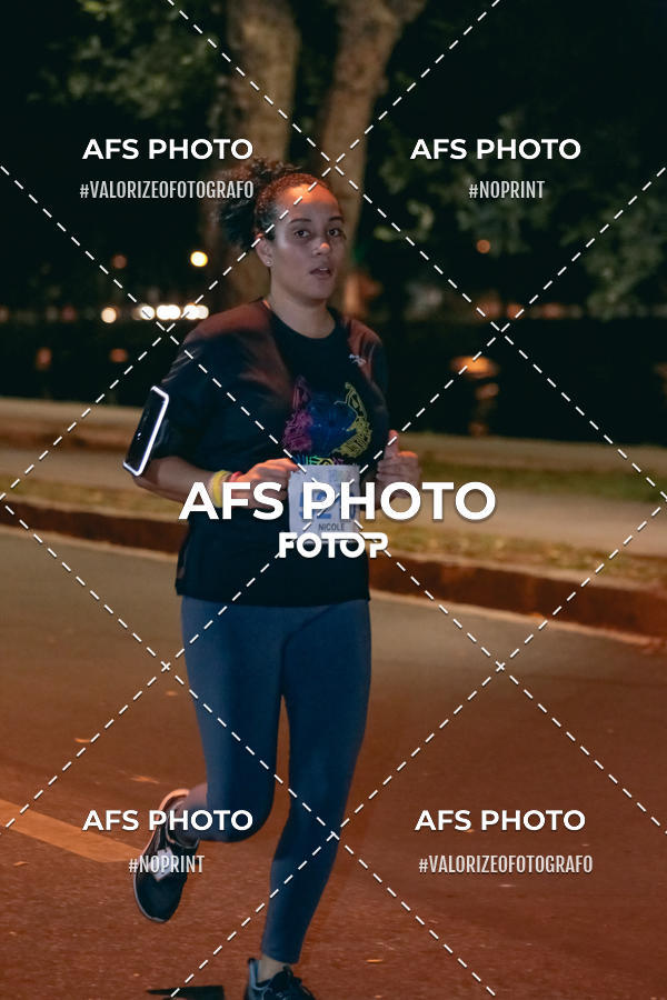 Acquista le foto dell'eventoNeon Night Run 2019 - Belo Horizonte in Fotop