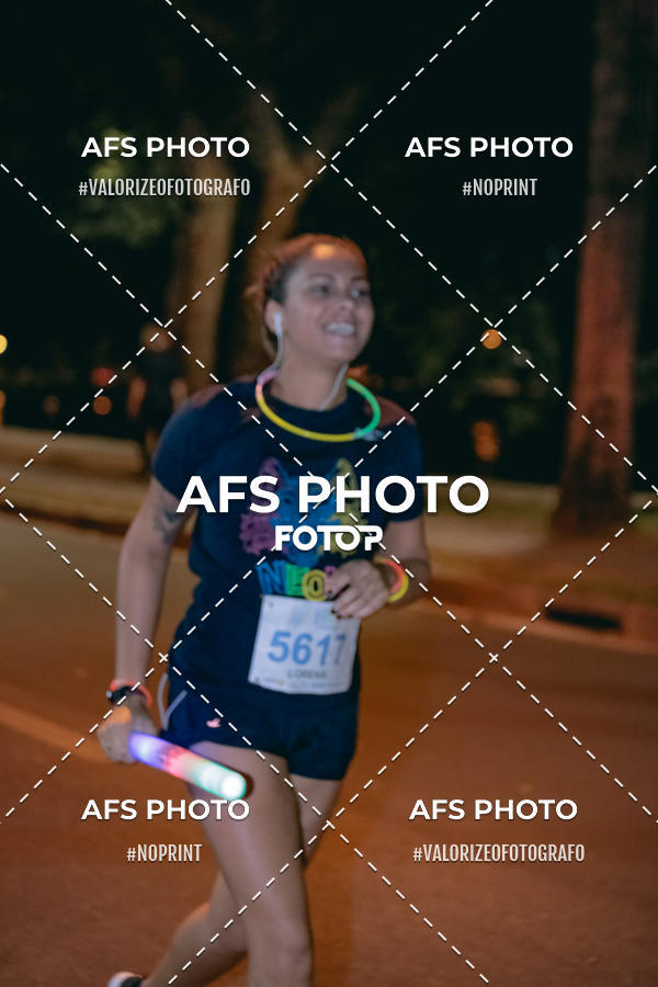 Achetez vos photos de l'vnementNeon Night Run 2019 - Belo Horizonte sur Fotop