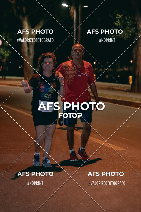 Acquista le foto dell'eventoNeon Night Run 2019 - Belo Horizonte in Fotop