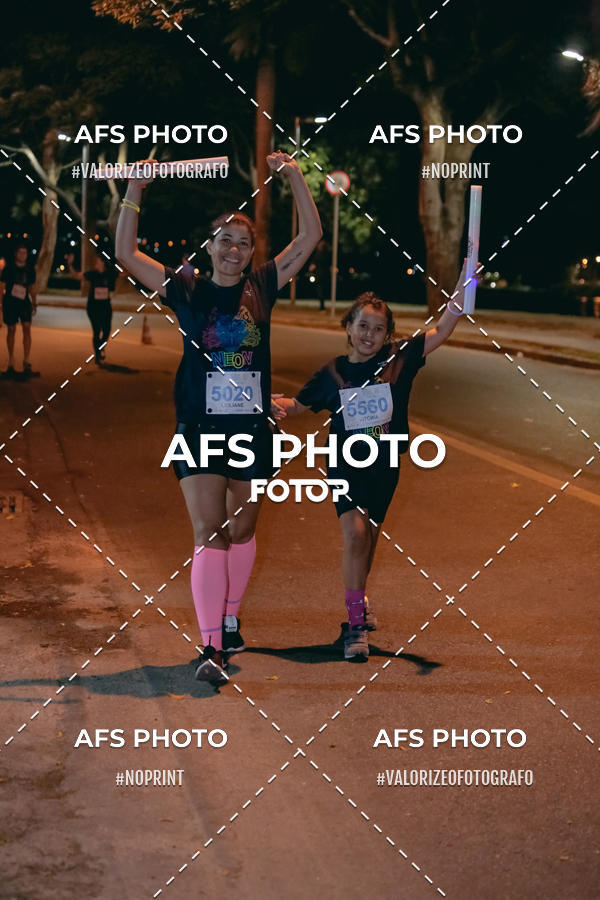 Acquista le foto dell'eventoNeon Night Run 2019 - Belo Horizonte in Fotop