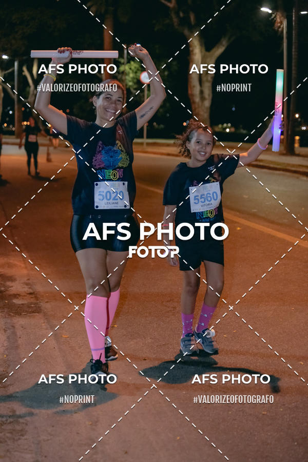 Acquista le foto dell'eventoNeon Night Run 2019 - Belo Horizonte in Fotop