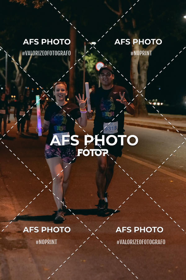 Acquista le foto dell'eventoNeon Night Run 2019 - Belo Horizonte in Fotop