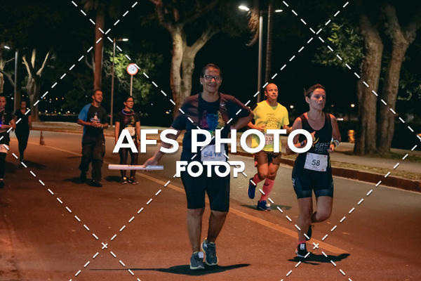Acquista le foto dell'eventoNeon Night Run 2019 - Belo Horizonte in Fotop