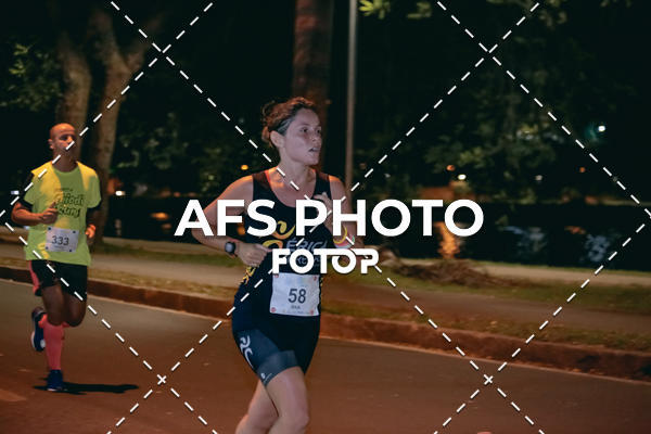 Acquista le foto dell'eventoNeon Night Run 2019 - Belo Horizonte in Fotop