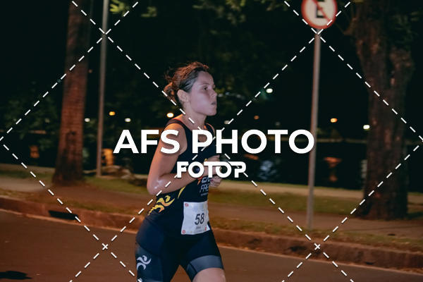 Acquista le foto dell'eventoNeon Night Run 2019 - Belo Horizonte in Fotop