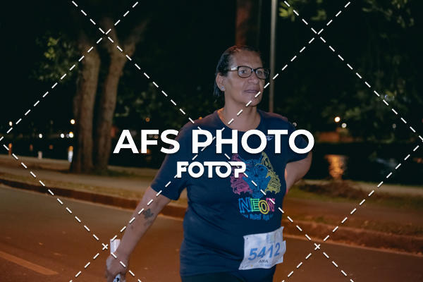 Acquista le foto dell'eventoNeon Night Run 2019 - Belo Horizonte in Fotop