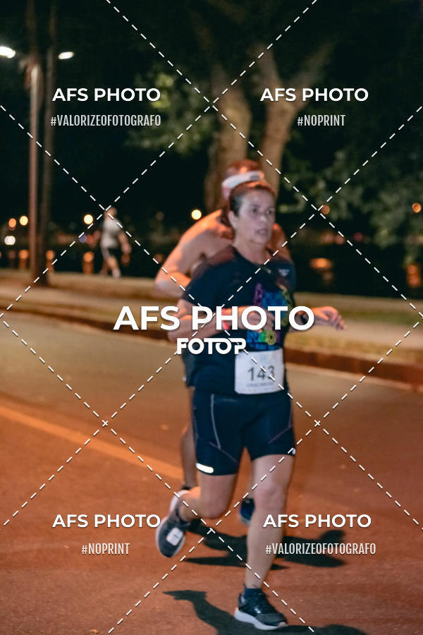 Buy your photos of the eventNeon Night Run 2019 - Belo Horizonte on Fotop