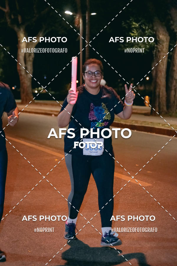 Compre suas fotos do eventoNeon Night Run 2019 - Belo Horizonte no Fotop