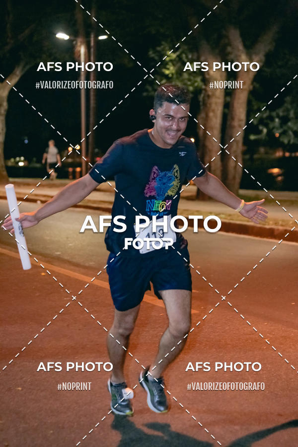 Compre suas fotos do eventoNeon Night Run 2019 - Belo Horizonte no Fotop
