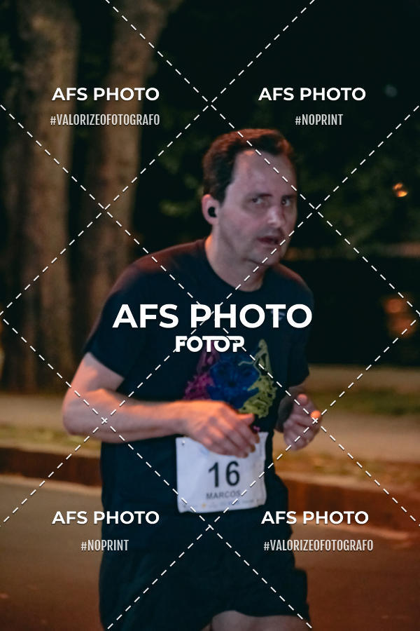 Compra tus fotos del eventoNeon Night Run 2019 - Belo Horizonte En Fotop