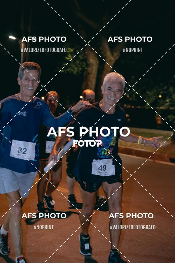 Compra tus fotos del eventoNeon Night Run 2019 - Belo Horizonte En Fotop