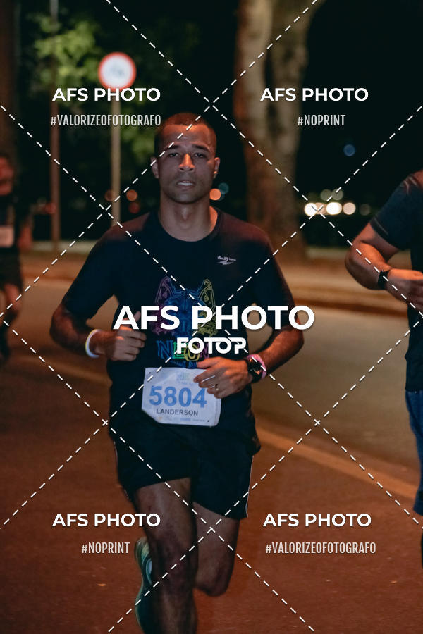 Compre suas fotos do eventoNeon Night Run 2019 - Belo Horizonte no Fotop