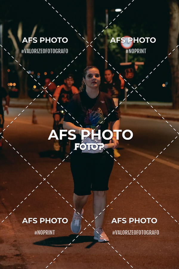 Compre suas fotos do eventoNeon Night Run 2019 - Belo Horizonte no Fotop