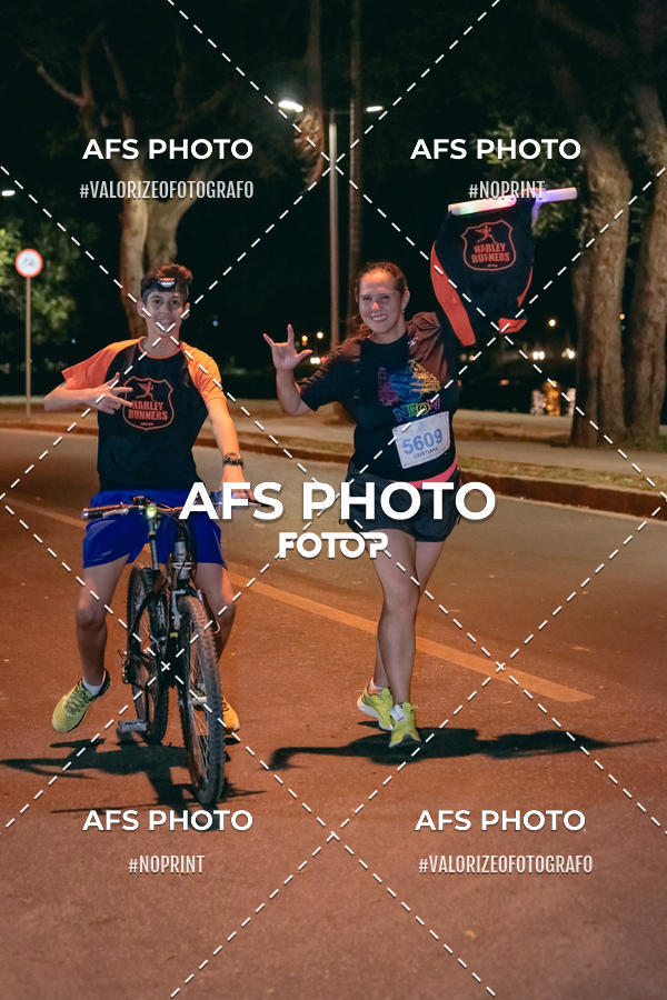 Compre suas fotos do eventoNeon Night Run 2019 - Belo Horizonte no Fotop