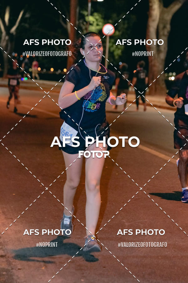 Buy your photos of the eventNeon Night Run 2019 - Belo Horizonte on Fotop