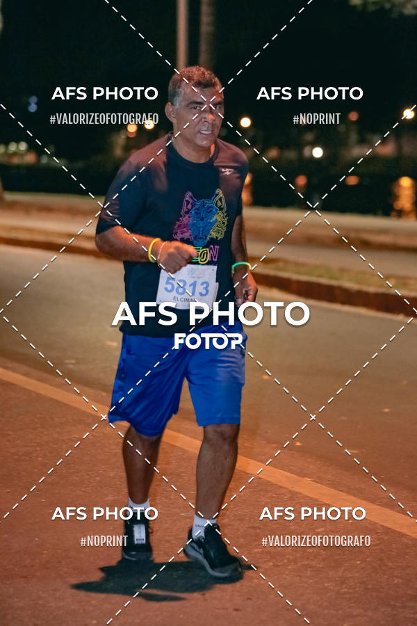 Buy your photos of the eventNeon Night Run 2019 - Belo Horizonte on Fotop