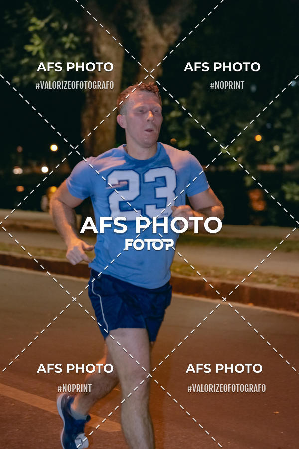 Buy your photos of the eventNeon Night Run 2019 - Belo Horizonte on Fotop