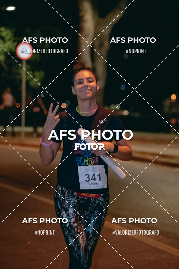 Compre as suas fotos do eventoNeon Night Run 2019 - Belo Horizonte no Fotop