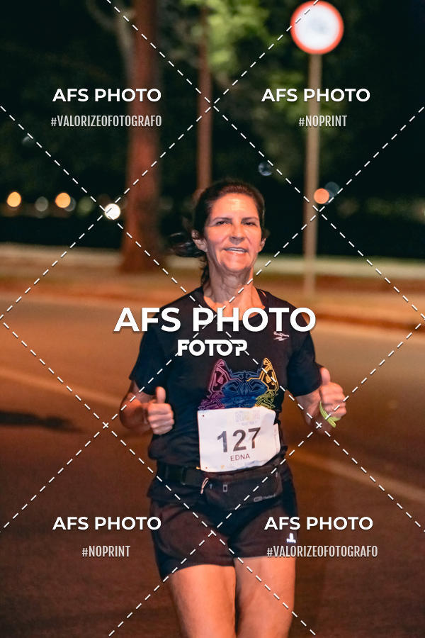 Compre as suas fotos do eventoNeon Night Run 2019 - Belo Horizonte no Fotop
